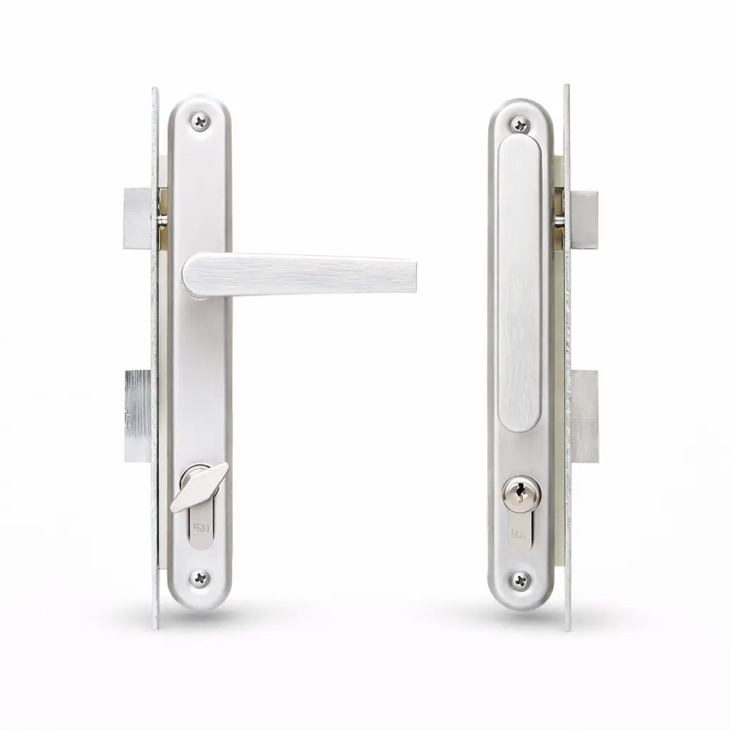 Cerradura Embutir Manija E45 Clásica Cromo Satinado Interior Llave/Mariposa Yale