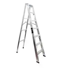 Escalera Tijera Aluminio Industrial Bullcorp